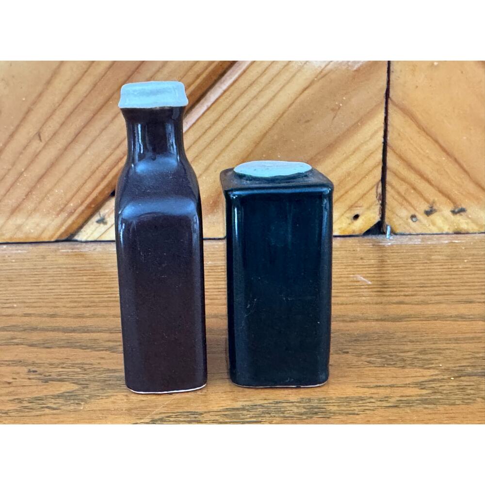 Vintage Watkins Advertising Salt Pepper Shakers Vanilla Bottle Set - Picture 8 of 9